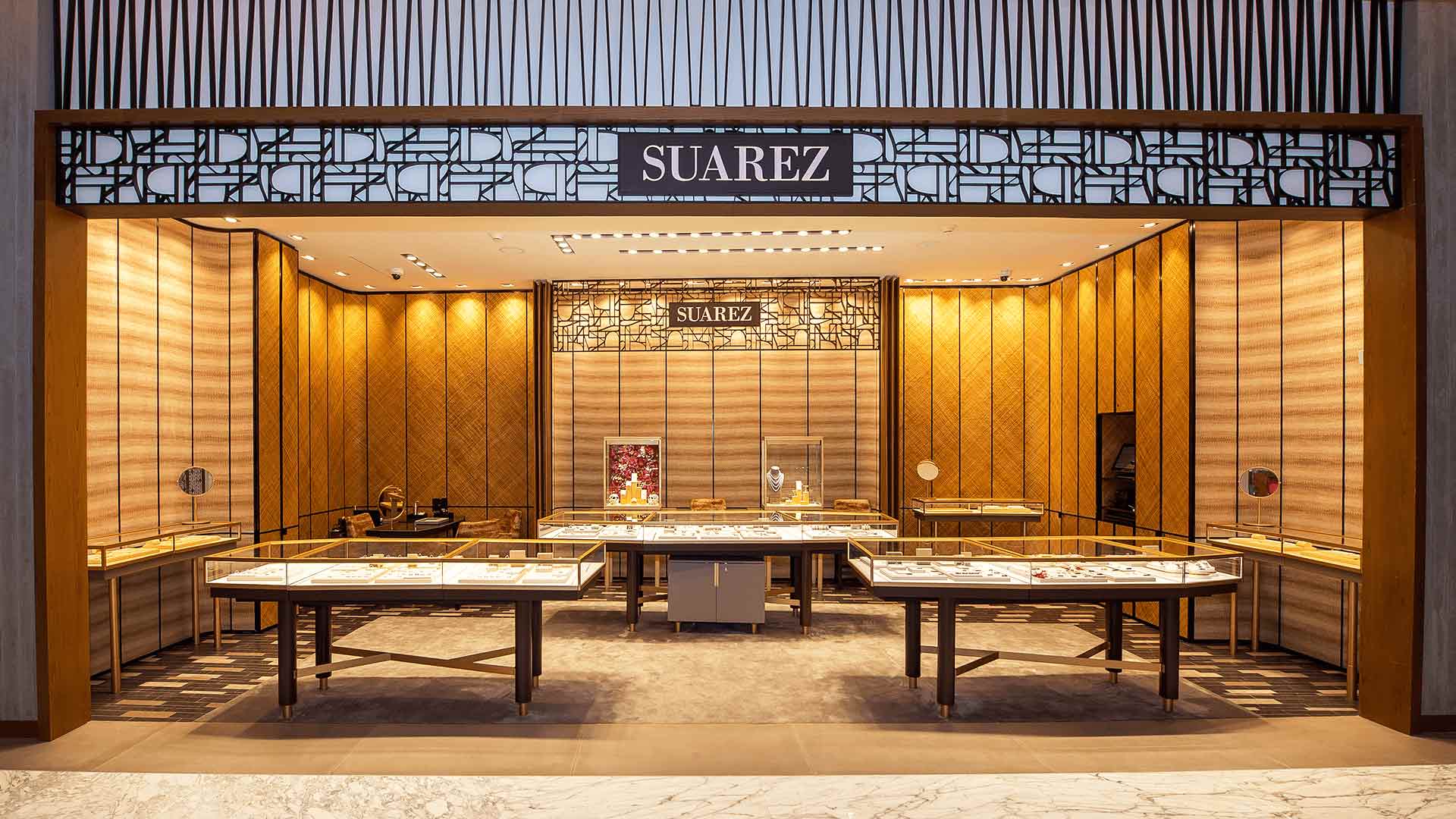 Building the Suárez jewellery store in Mexico